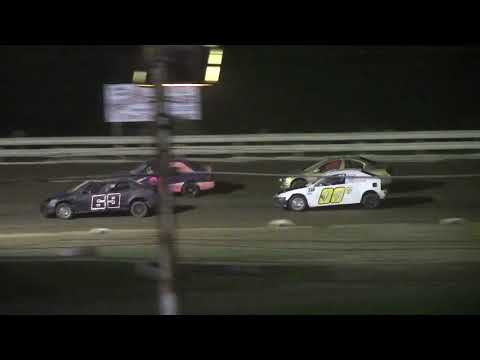 Hummingbird Speedway (6-25-22): Sunny 106 Four-Cylinder Feature - dirt track racing video image