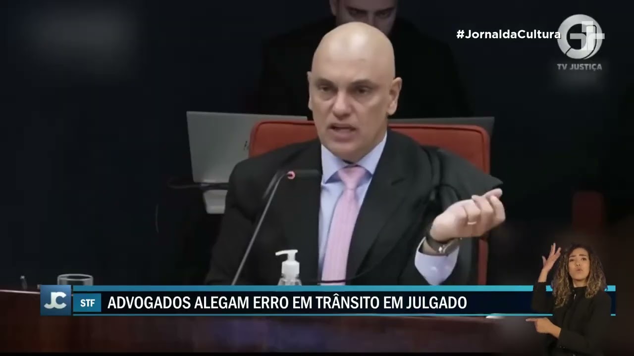 Em embargo, defesa de Bolsonaro pede absolvição do ex-presidente
