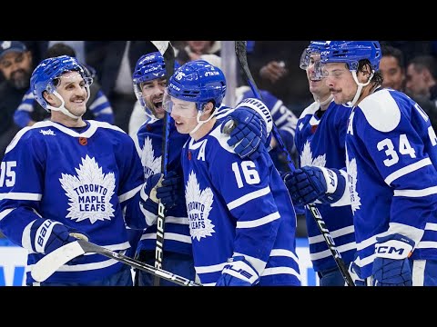 Marner ties Leafs record with 18-game point streak