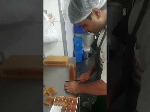 #song #nayenawelidulhanparpehledin kitchen milk cake