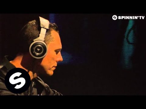 FTampa - Strike It Up [Tiësto Live @ Creamfields 2015] - UCpDJl2EmP7Oh90Vylx0dZtA