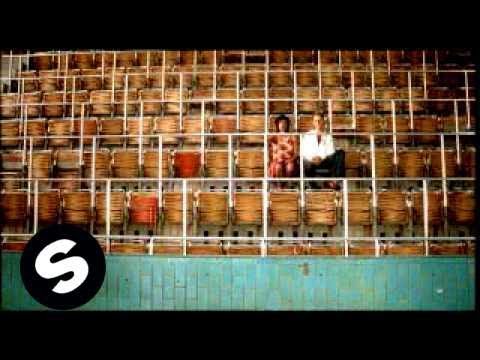 Classic : 4 Strings - Diving (Official Videoclip) - UCpDJl2EmP7Oh90Vylx0dZtA