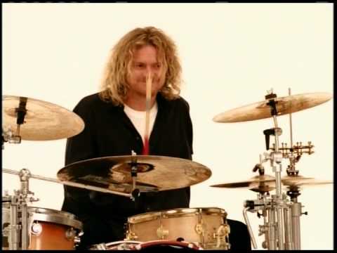 Def Leppard - When Love And Hate Collide