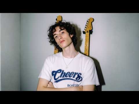 sombr - burner phone (lyric video)