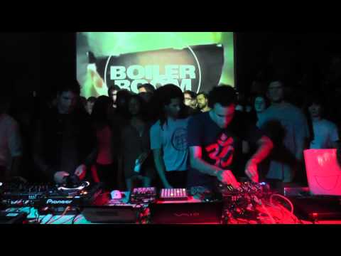 Four Tet live in the Boiler Room - UCGBpxWJr9FNOcFYA5GkKrMg