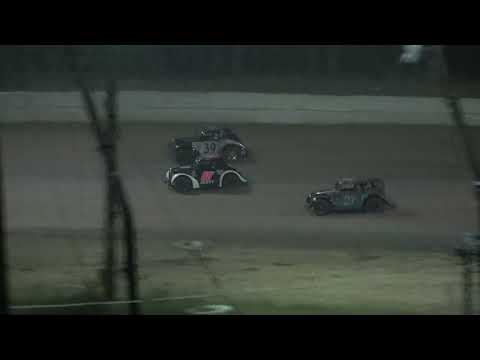 Moler Raceway Park | 8/19/22 | Legends | Feature - dirt track racing video image