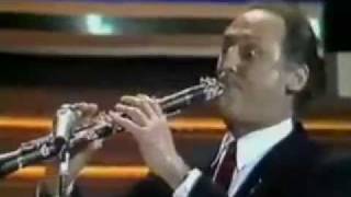 Renzo Arbore - Il clarinetto - Sanremo 1986
