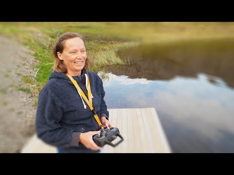 Elna testing the Dumas Swamp Buggy at the local lake - UCz3LjbB8ECrHr5_gy3MHnFw