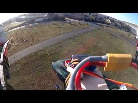 Toy soldier skydiving from a quadcopter - UCT6SimQZ2bSEzaarzTO2ohw