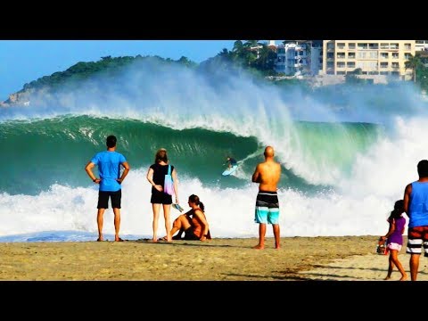 A big-wave playground | Surfing at Puerto Escondido - UCblfuW_4rakIf2h6aqANefA