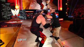 Raw - Eve vs. Beth Phoenix - WWE Divas Championship Match