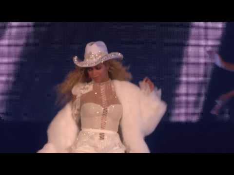 BTS: The Formation World Tour (Houston) - UCuHzBCaKmtaLcRAOoazhCPA