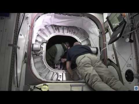 Bigelow Module Opened For First Time On Space Station | Video - UCVTomc35agH1SM6kCKzwW_g