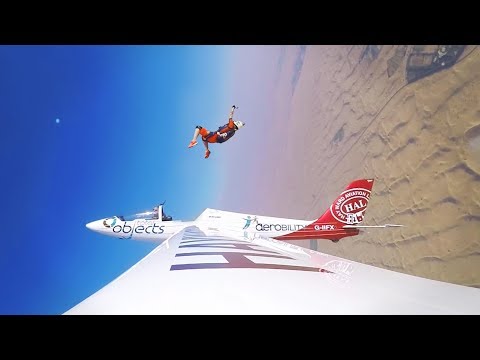 GoPro Awards: Skydiver Ejects From Glider - UCqhnX4jA0A5paNd1v-zEysw