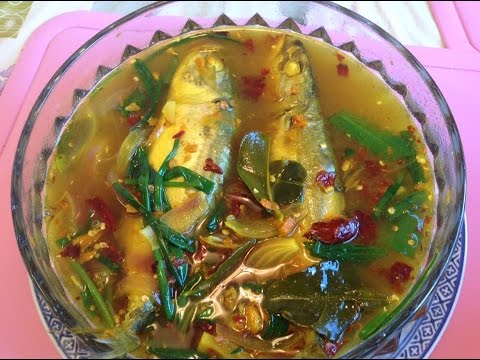 ต้มแซปปลาทูสดไส่ขมิ้น จัดจ้านแซบเว่อร์สไตร์แม่ไหย่น้อย