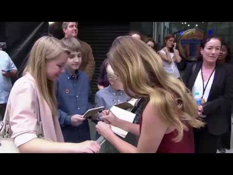 Tomorrowland European Premiere Red Carpet - Britt Robertson, George Clooney, Hugh Laurie - UCnIup-Jnwr6emLxO8McEhSw