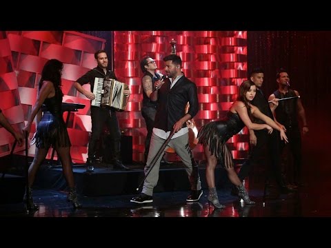 Ricky Martin Performs 'Adios' - UCp0hYYBW6IMayGgR-WeoCvQ