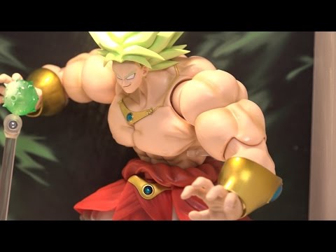 This Dragonball Z Broly Figure Is Crazy Menacing - IGN Access - UCKy1dAqELo0zrOtPkf0eTMw