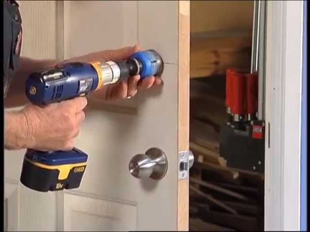 How to Put a Door Lock on a Door