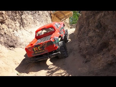 RC ADVENTURES - Power Hill Climb - Ford Raptor SVT 4x4 Vaterra Ascender - UCxcjVHL-2o3D6Q9esu05a1Q