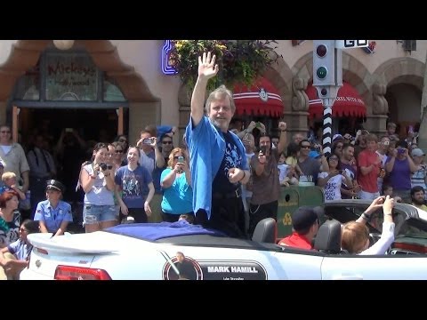 FULL Star Wars Weekends Motorcade Parade w/ Mark Hamill, Billy Dee Williams, Jedi Mickey, Disney - UCe-gHr2O_LP7t0YJYHZQZlg