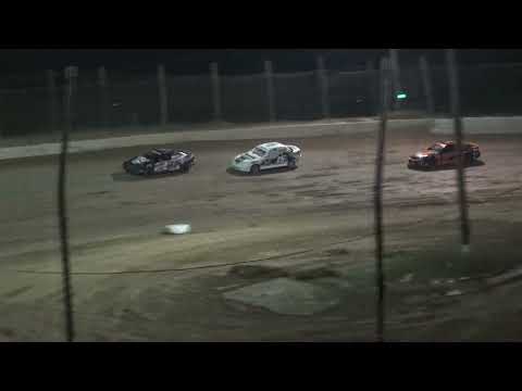 Moler Raceway Park | 5/20/22 | Compacts | Feature - dirt track racing video image