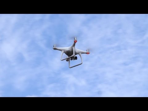 DJI's Phantom 4 drone makes it a breeze to capture glorious aerial shots - UCOmcA3f_RrH6b9NmcNa4tdg