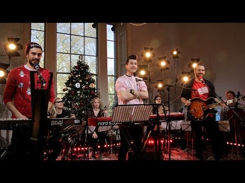 Bastille - Christmas Mashup in the Christmas Live Lounge - UC-FQUIVQ-bZiefzBiQAa8Fw