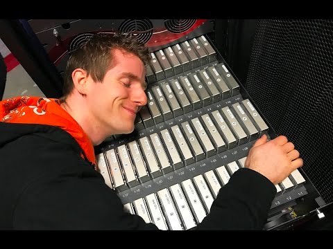 INSTALLING THE PETABYTE - Server Room Upgrade Vlog - UCXuqSBlHAE6Xw-yeJA0Tunw