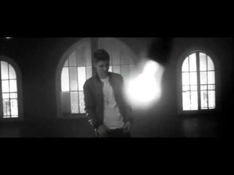Justin Bieber- Only Thing I Ever Get for Christmas