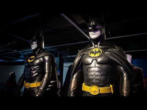 Batman Museum Costumes and Props Tour! - UCiDJtJKMICpb9B1qf7qjEOA