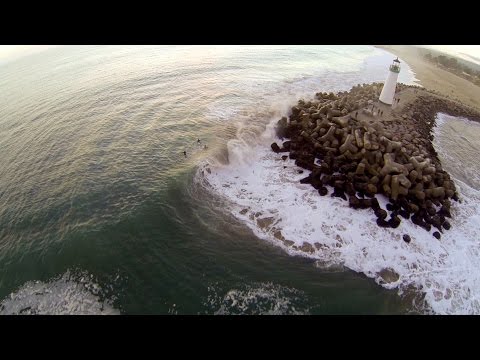 GoPro: Santa Cruz Aerial Surf - UCqhnX4jA0A5paNd1v-zEysw