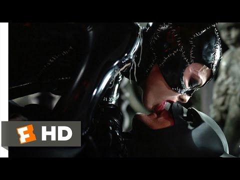 Batman Returns (1992) - A Deadly Kiss Scene (6/10) | Movieclips - UC3gNmTGu-TTbFPpfSs5kNkg