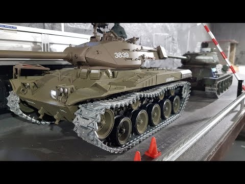 ТАНКИ В ГОРОДЕ ... RC TANKS IN THE CITY - UCX2-frpuBe3e99K7lDQxT7Q