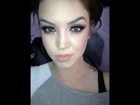 2 Minutes 2 Steps to Flawless Skin: Foundation Tutorial - UCcZ2nCUn7vSlMfY5PoH982Q