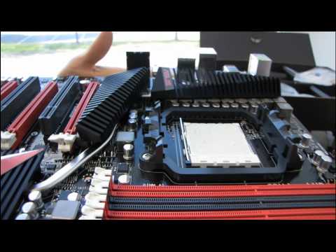 ASUS Crosshair IV Formula 890FX Gaming Motherboard Unboxing & First Look Linus Tech Tips - UCXuqSBlHAE6Xw-yeJA0Tunw