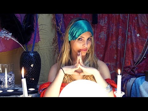 Worst Fortune Teller Ever | Lele Pons - UCi9cDo6239RAzPpBZO9y5SA