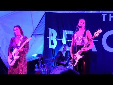 The Beaches - Turn Me On @ Mackinnon Brothers Beer & Music Festival in Bath