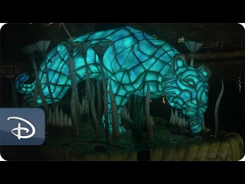 ‘Rivers of Light’ - Behind the Scenes | Disney’s Animal Kingdom - UC1xwwLwm6WSMbUn_Tp597hQ