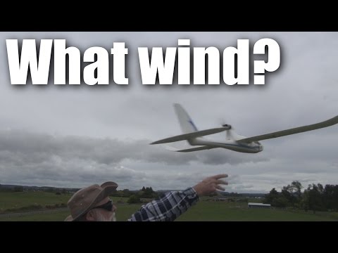 RC Plane versus tropical cyclone (part 2) - where's the wind? - UCQ2sg7vS7JkxKwtZuFZzn-g