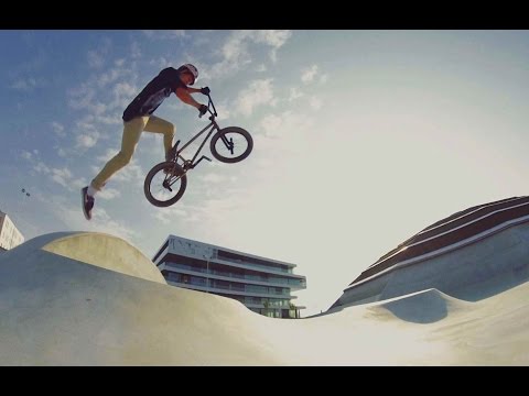 BMX Park Riding with Kriss Kyle at the StreetDome - UCblfuW_4rakIf2h6aqANefA