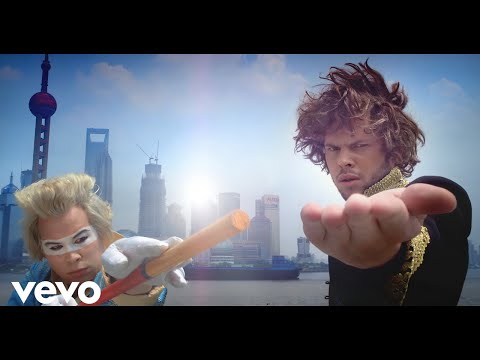 Empire Of The Sun - Walking On A Dream - UC2kTZB_yeYgdAg4wP2tEryA