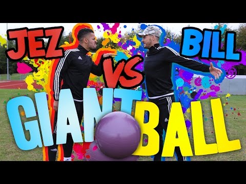 GIANT FOOTBALL PENALTY SHOOT OUT! | BILLY VS JEZZA - UCKvn9VBLAiLiYL4FFJHri6g
