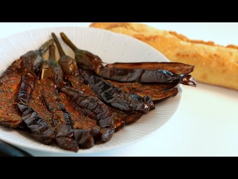 Moroccan Eggplant Salad with Charmoula / سلطة الباذنجان  - CookingWithAlia - Episode 395 - UCB8yzUOYzM30kGjwc97_Fvw