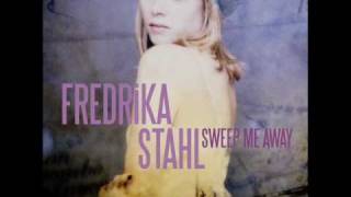 Fredrika Stahl - Twinkle Twinkle Little Star (musique de la publicité / Music ad- Nissan Juke)