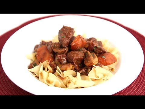 Beef Bourguignon Recipe - Laura Vitale - Laura in the Kitchen Episode 735 - UCNbngWUqL2eqRw12yAwcICg