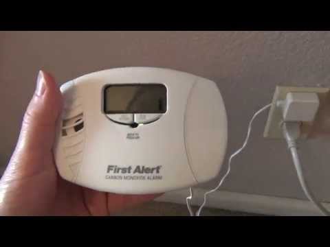 First Alert CO615 Carbon Monoxide Alarm (Plug-In with Battery) Review - UCgqIEM4htG2VwwSL24Y3l2g