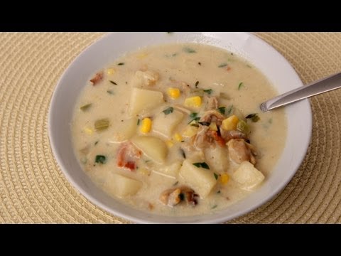 Homemade Clam Chowder Recipe - Laura Vitale - Laura in the Kitchen Episode 413 - UCNbngWUqL2eqRw12yAwcICg