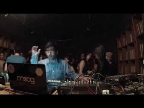 Metrika live Boiler Room Mexico - UCGBpxWJr9FNOcFYA5GkKrMg