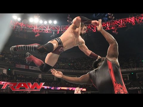 Neville vs. Mark Henry: Raw, November 23, 2015 - UCJ5v_MCY6GNUBTO8-D3XoAg